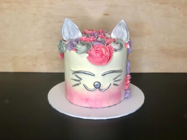 Kitty kat cake
