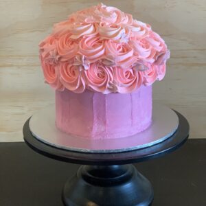 Cake smash in pink and purple