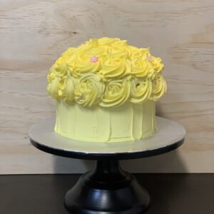 Cake smash yellow