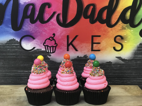 sundae themed cupcakes