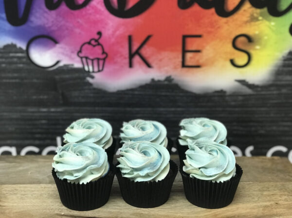 vanilla cupcakes blue